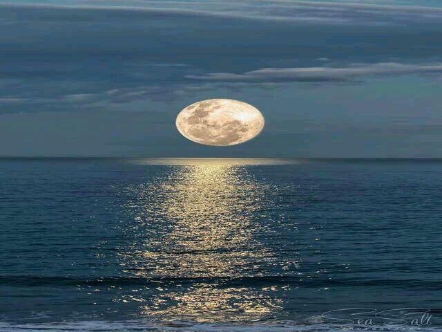 luna piena mare